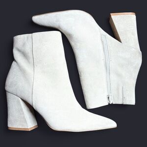 Steve Madden Gray Suede Women's Chunky Above Ankle Pointed Toe Boots Sz 8M